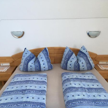 Ferienwohnung Halder ノイシュティフト・イム・シュトゥーバイタール エクステリア 写真