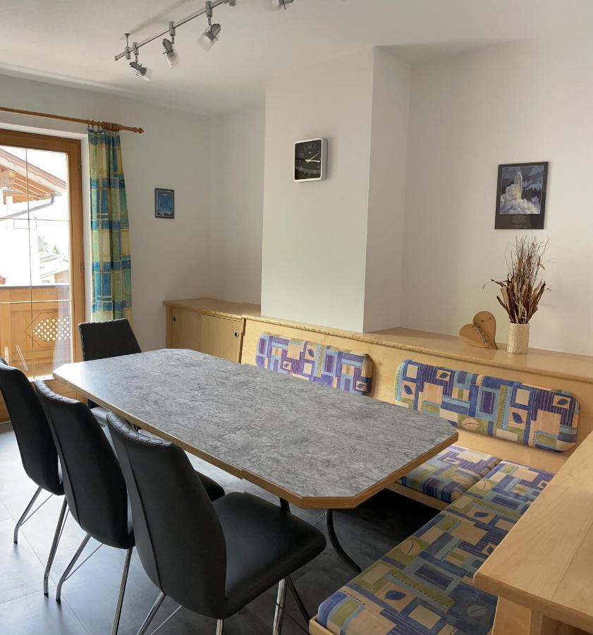 Ferienwohnung Halder ノイシュティフト・イム・シュトゥーバイタール エクステリア 写真